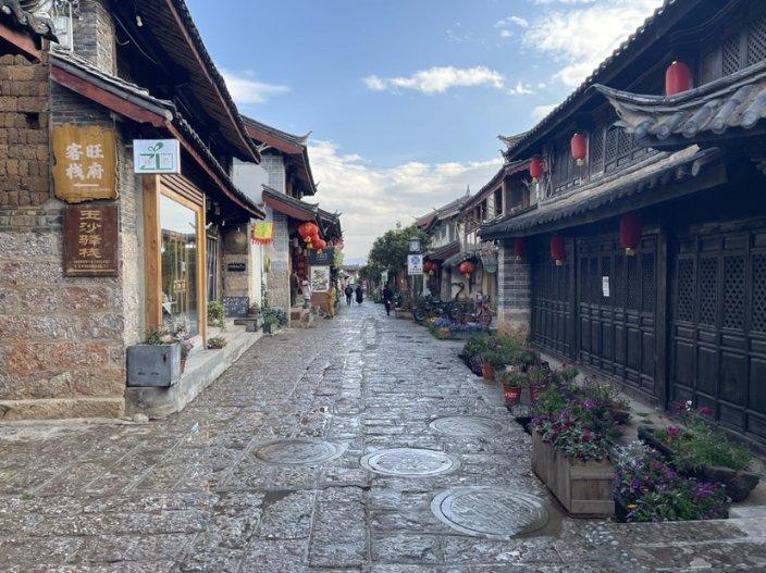 跳跃的立方体